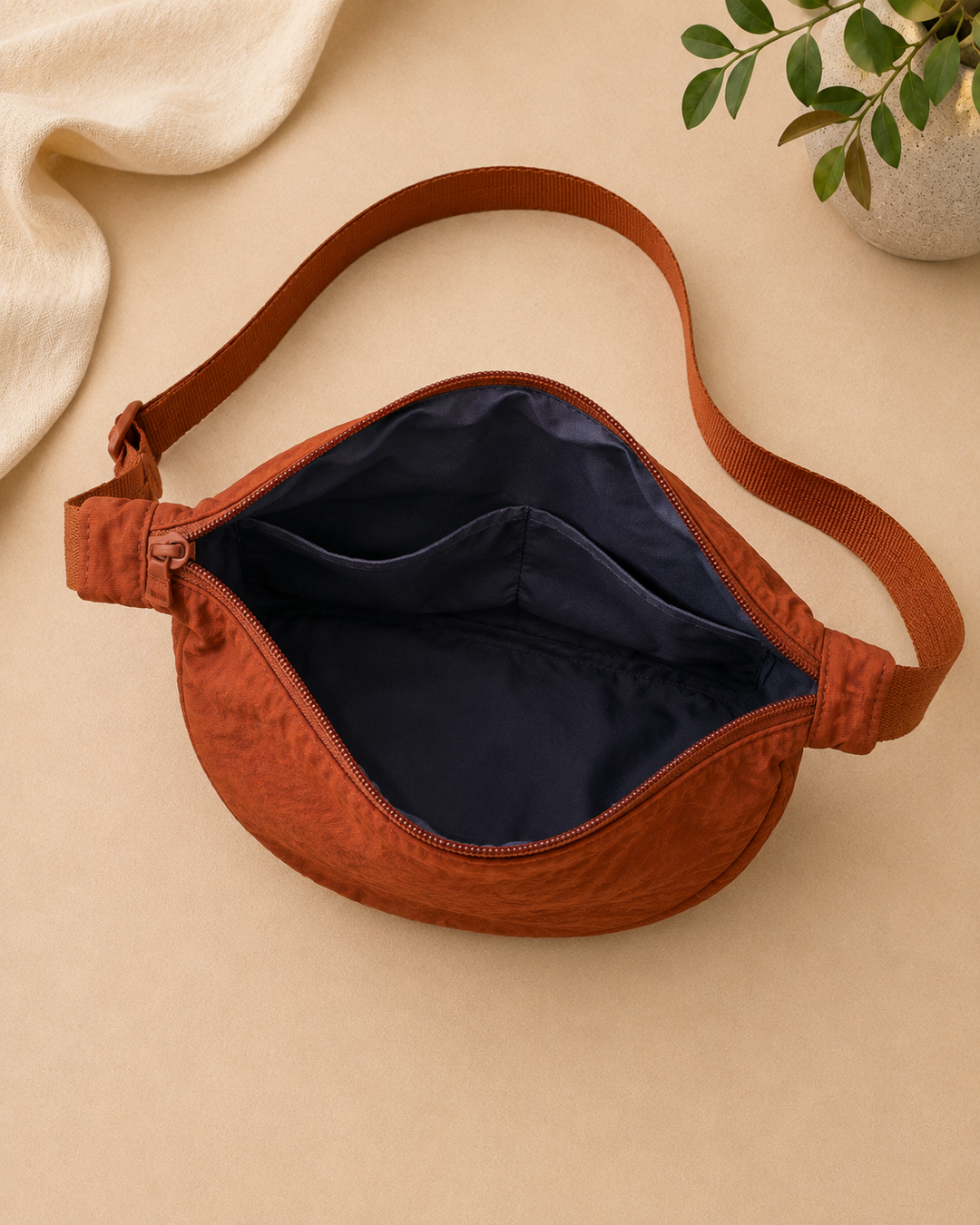 Mofybuy Crescent Sling Bag